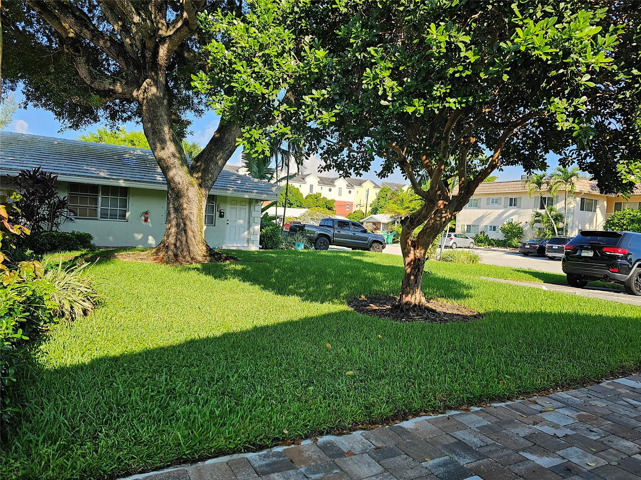 2120 Northeast 41st Street, Unit D Lighthouse Point, FL 33064 - Photo 17 of 22 Photo 23