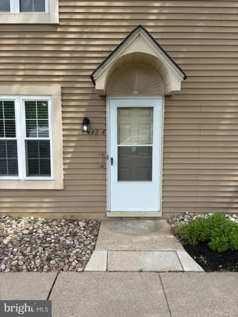 $2,100 | 442 A Thornwood Drive, Mount Laurel, NJ 08054