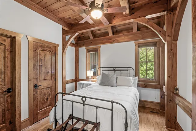 $3,995,685 | 303 Crooked Rock Lane, Sunset, SC 29685