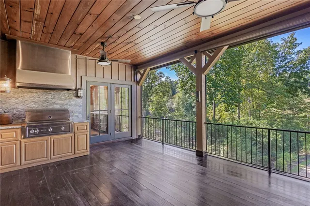 $3,995,685 | 303 Crooked Rock Lane, Sunset, SC 29685