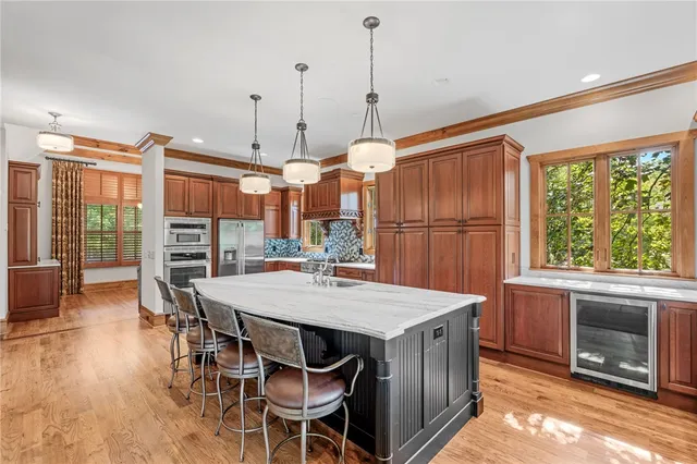 $3,995,685 | 303 Crooked Rock Lane, Sunset, SC 29685