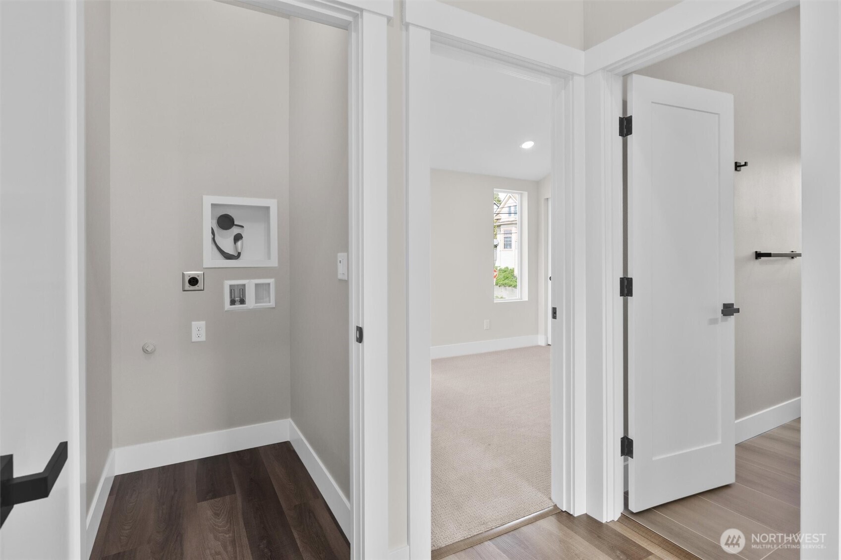 503 Northeast 42nd Street Seattle, WA 98105 - Photo 11 of 18