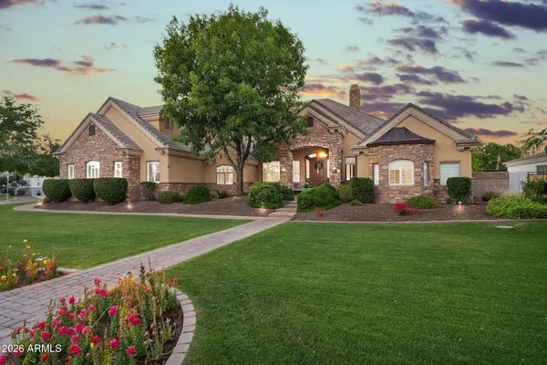 $2,499,900 | 2918 East Waterman Way, Gilbert, AZ 85297