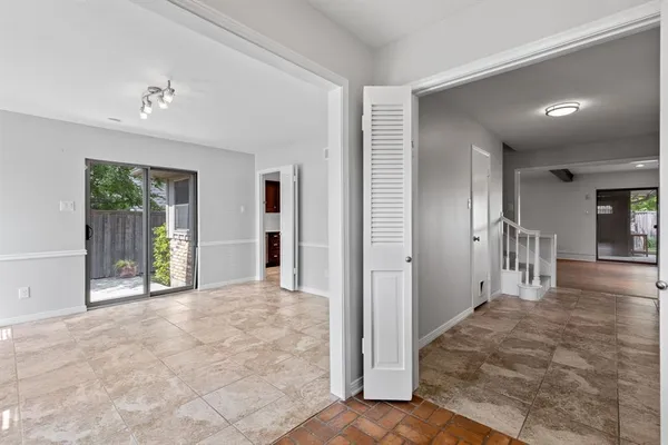 $3,800 | 10510 Ravenscroft Drive, Dallas, TX 75230