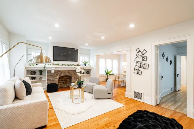 $599,900 | 2149 North 60th Street, Wauwatosa, WI 53208