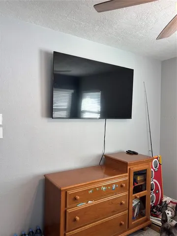 $2,950 | 304 53rd Street West, Bradenton, FL 34209