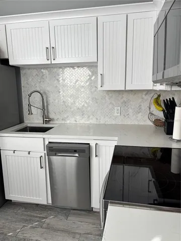 $2,950 | 304 53rd Street West, Bradenton, FL 34209