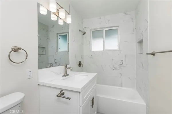 $3,100 | 10327 Flora Vista Street, Bellflower, CA 90706