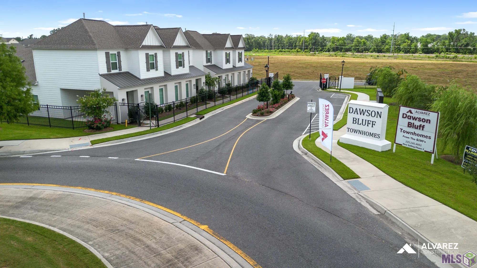 9574 Trail Edge Avenue Baton Rouge, LA 70836 - Photo 2 of 6