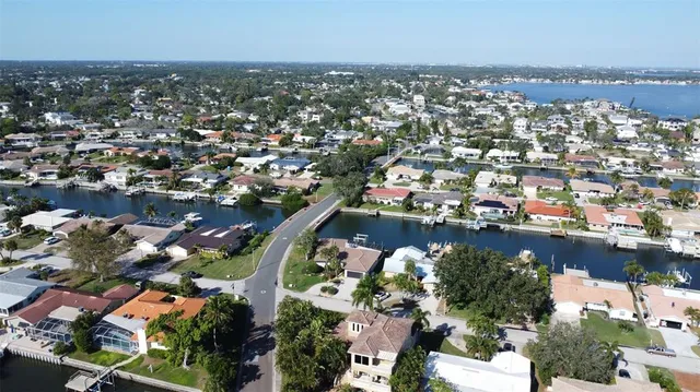 $1,450,000 | 2001 Massachusetts Avenue Northeast, St. Petersburg, FL 33703