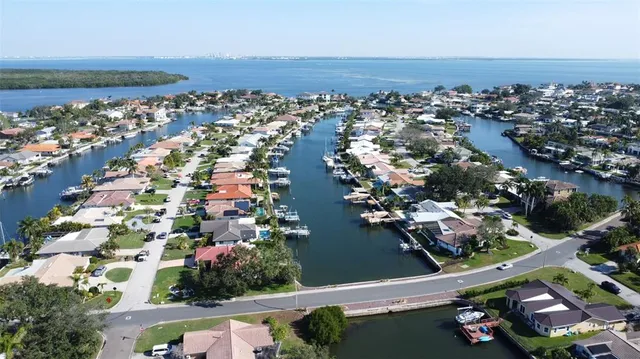 $1,450,000 | 2001 Massachusetts Avenue Northeast, St. Petersburg, FL 33703