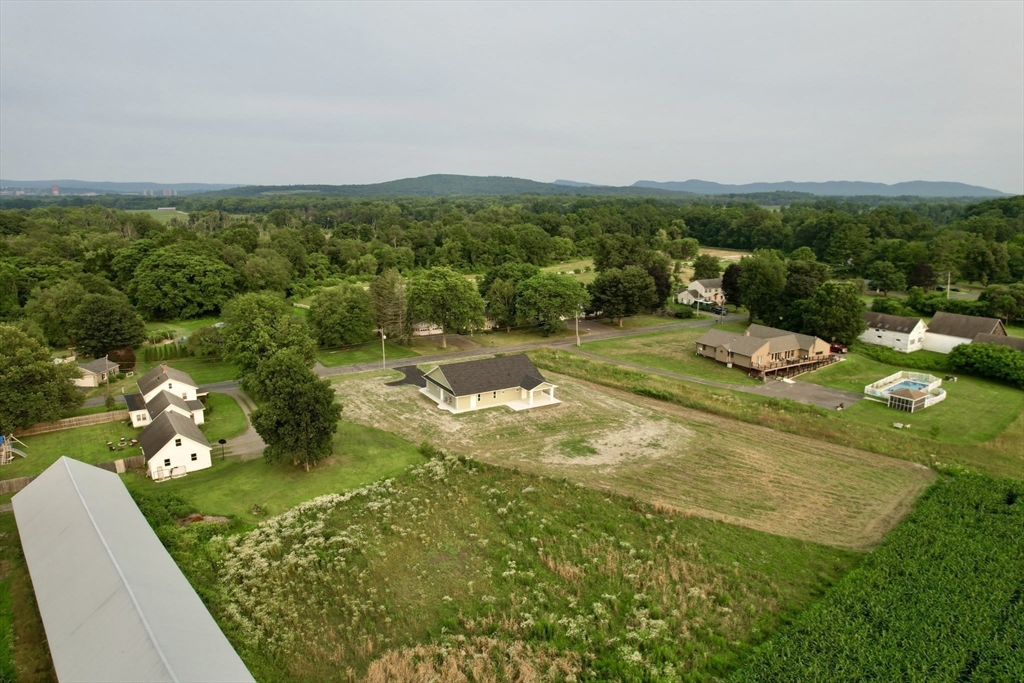 2 Cronin Hill Road Hatfield, MA 01038 - Photo 10 of 41