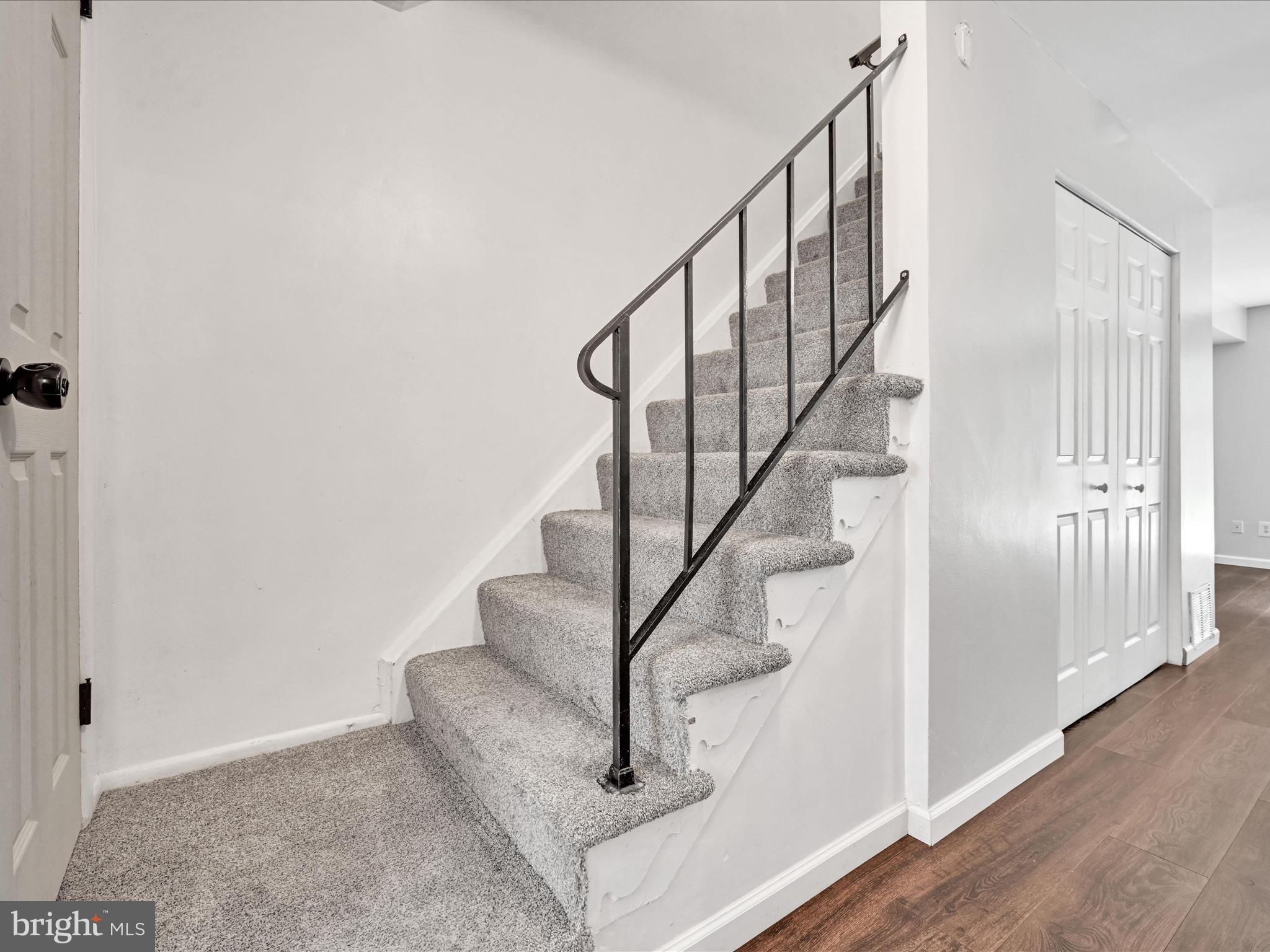 1756 Devers Road York, PA 17404 - Photo 4 of 25 Foyer