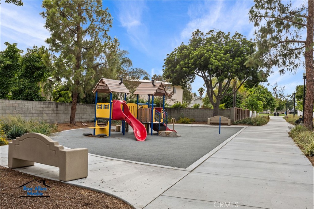 14892 Braeburn Road Tustin, CA 92780 - Photo 58 of 61