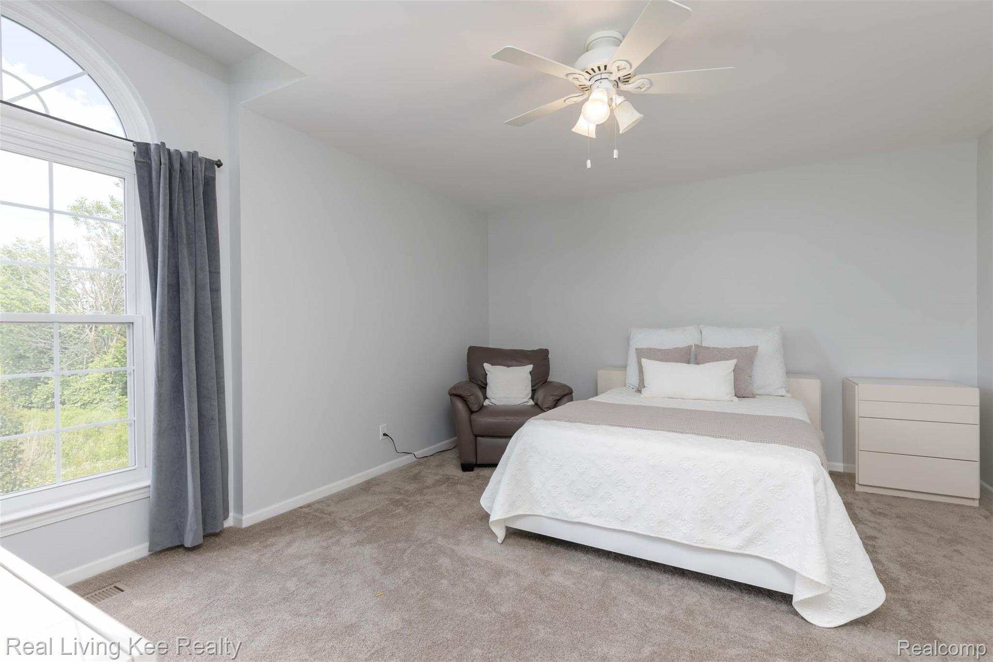 3569 Oakmonte Boulevard Rochester, MI 48306 - Photo 11 of 26 3569 Oakmonte-11.jpg