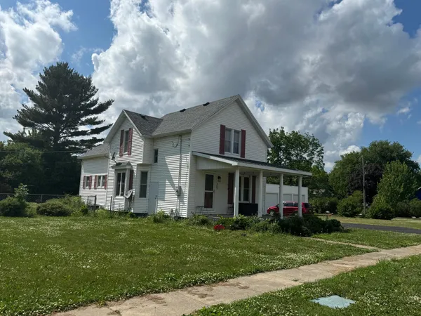 $355,000 | 305 Mill Street North, Brownsdale, MN 55918