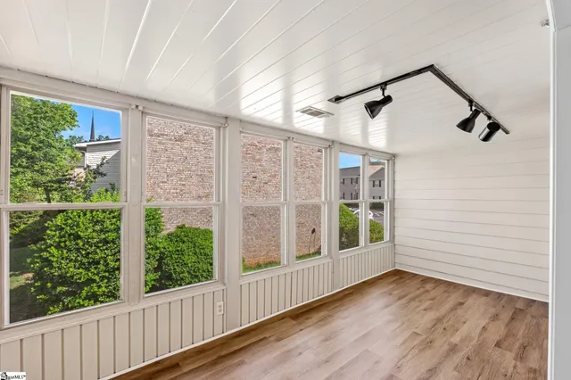 $249,900 | 925 Cleveland Street, Unit 172, Greenville, SC 29601