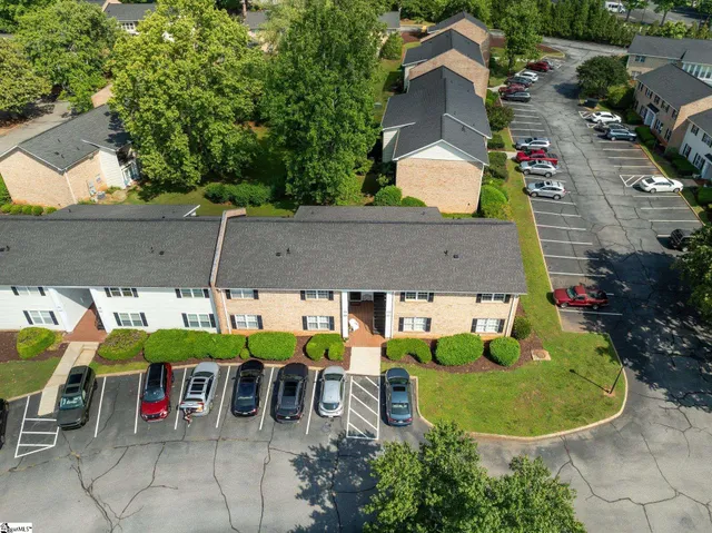 $249,900 | 925 Cleveland Street, Unit 172, Greenville, SC 29601
