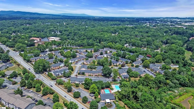 $249,900 | 925 Cleveland Street, Unit 172, Greenville, SC 29601