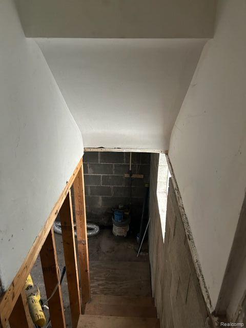 1155 Michigan Road Port Huron, MI 48060 - Photo 16 of 19 Gallery Image 16