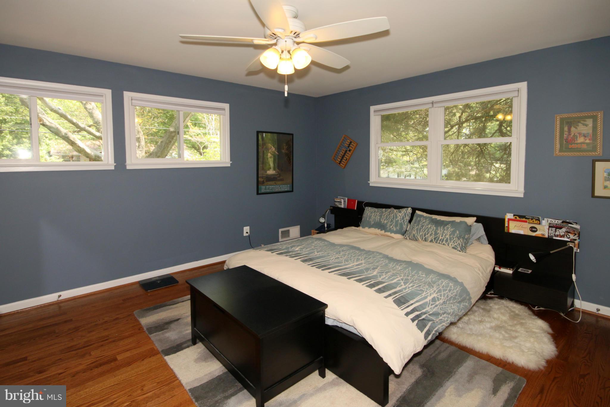 5420 Inverchapel Road Springfield, VA 22151 - Photo 12 of 29 a bedroom with a bed and a window