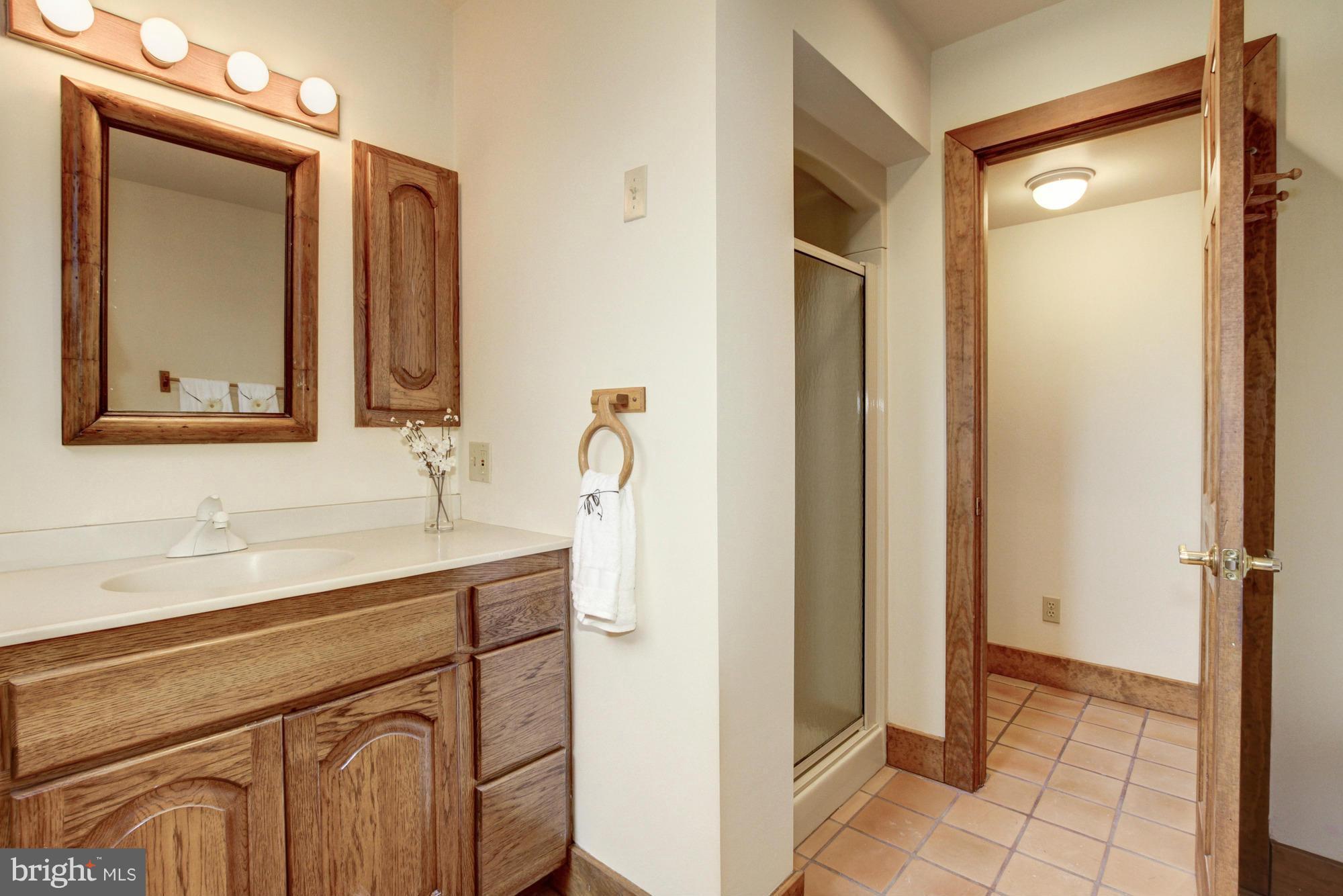 4048 Cadle Creek Road Edgewater, MD 21037 - Photo 14 of 30 Bath