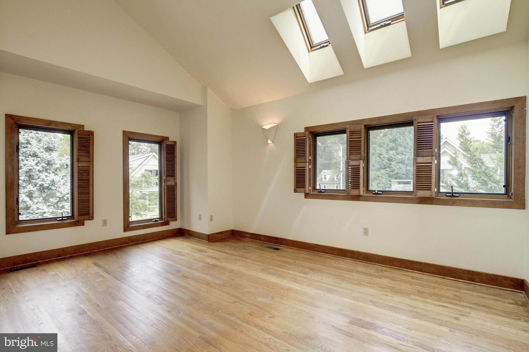4048 Cadle Creek Road Edgewater, MD 21037 - Photo 15 of 30 Bedroom (Master)
