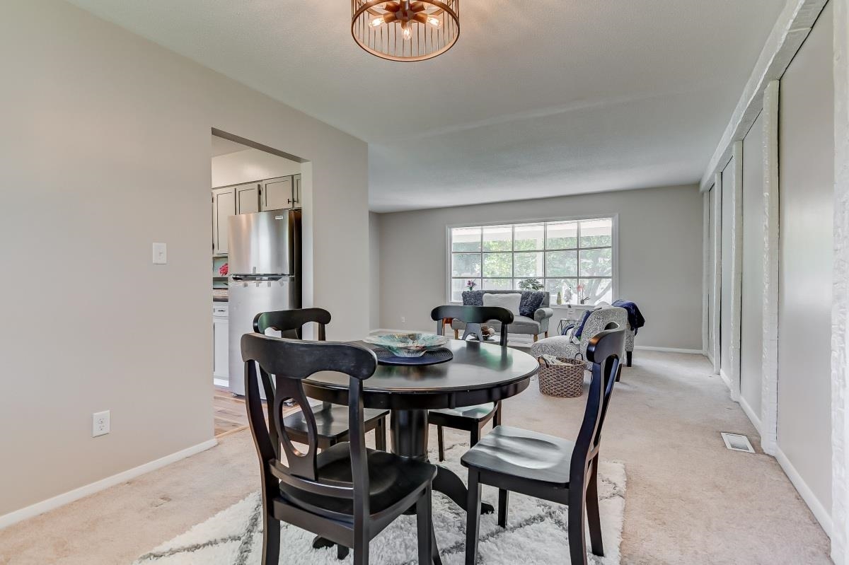51 Pinto Drive Springfield, IL 62702 - Photo 6 of 32 Gallery Image 6
