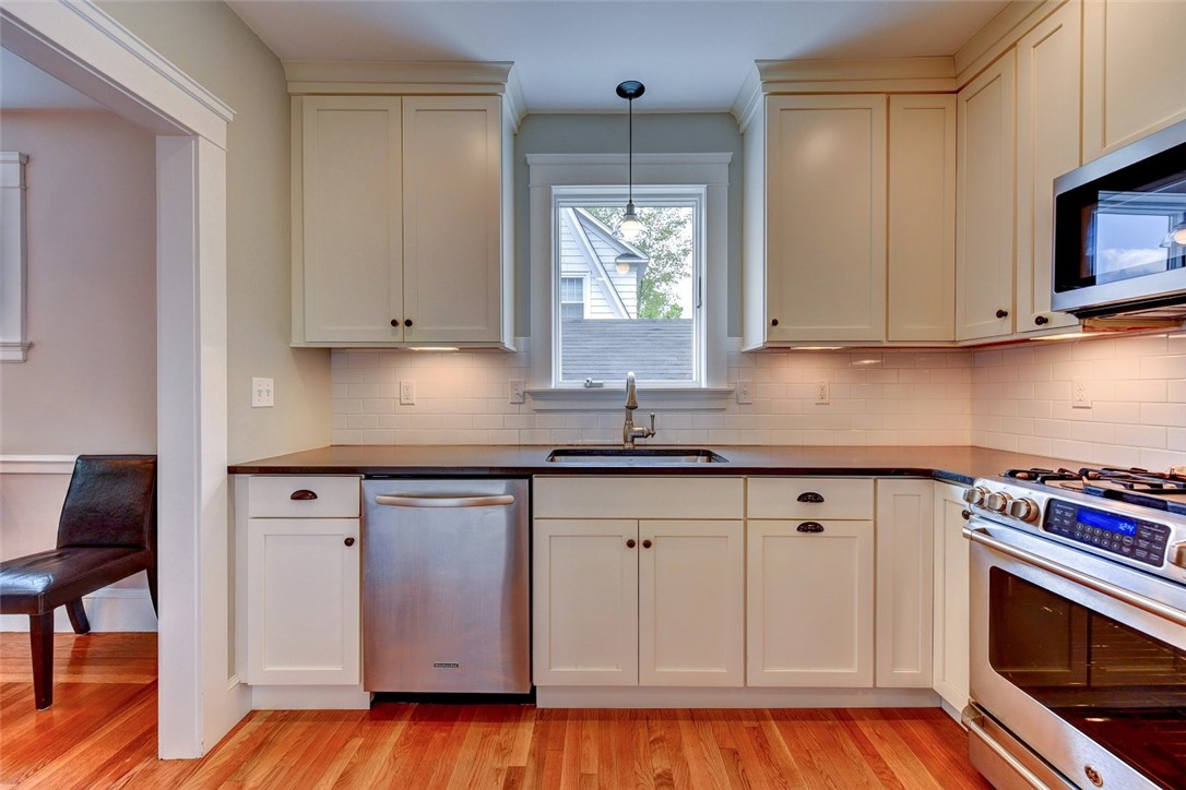 19 Ray Street Providence, RI 02906 - Photo 17 of 48 Gallery Image 17