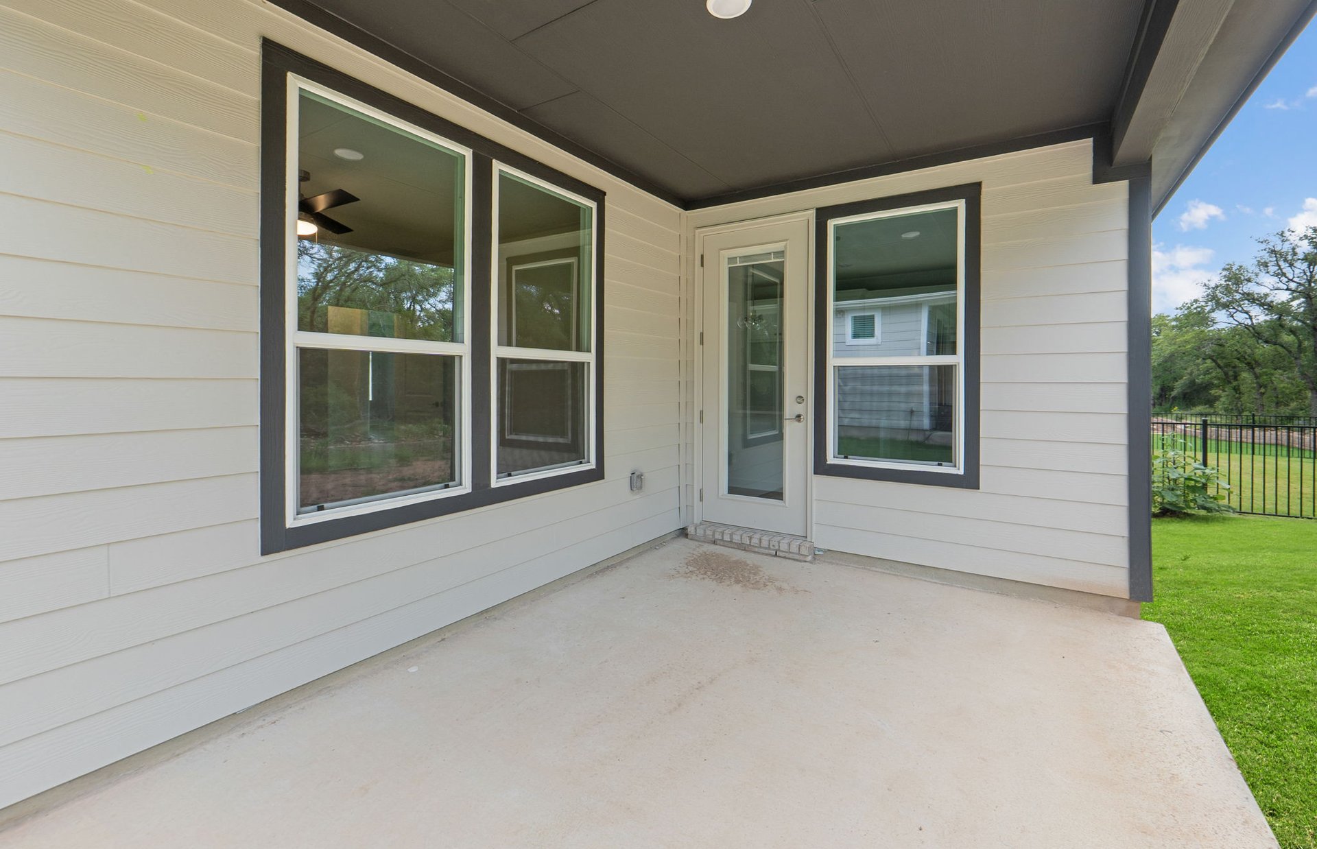 1010 Martingale Street Georgetown, TX 78633 - Photo 20 of 23 a view of an empty room with a window