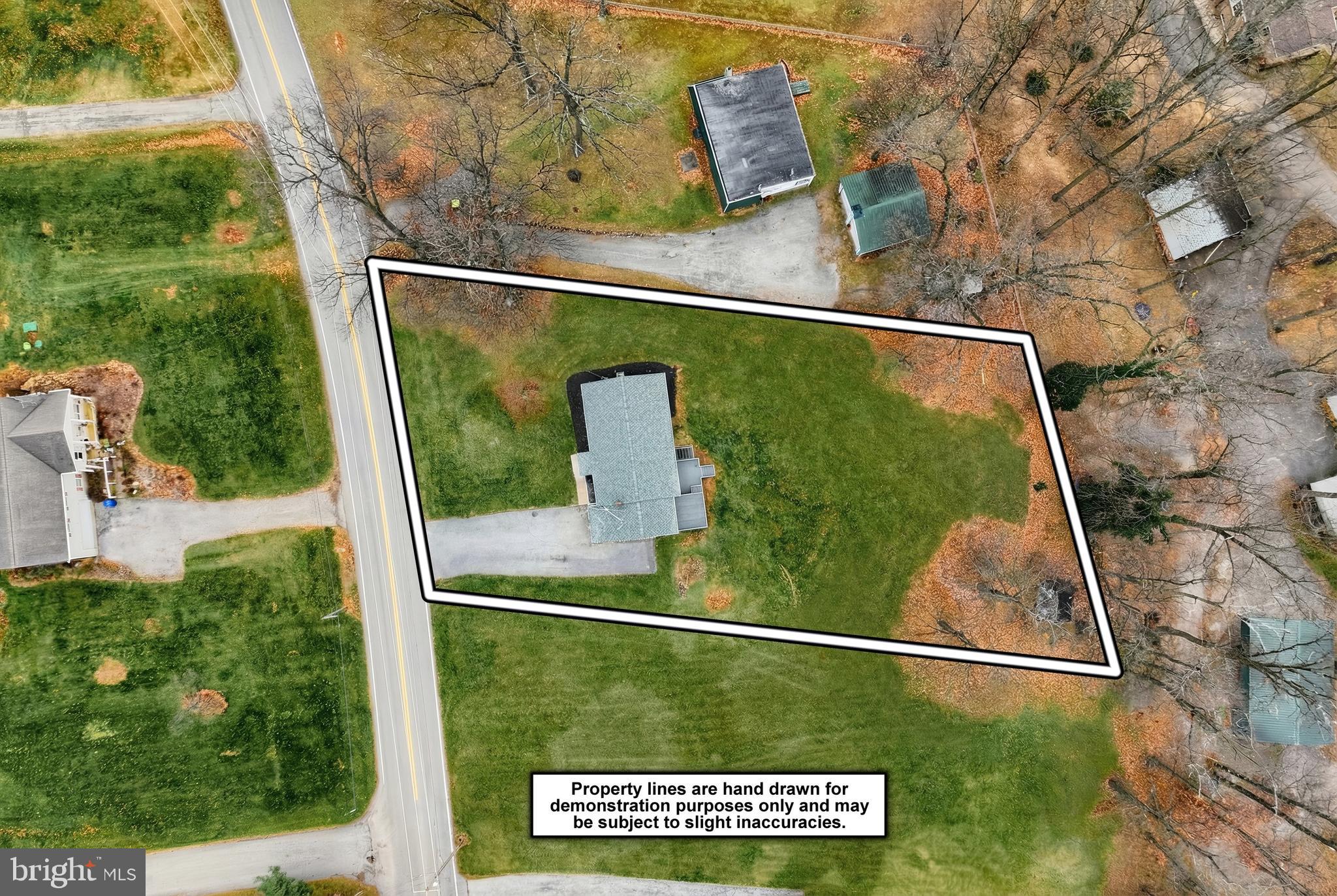 287 Chestnut Hill Road York, PA 17402 - Photo 3 of 36