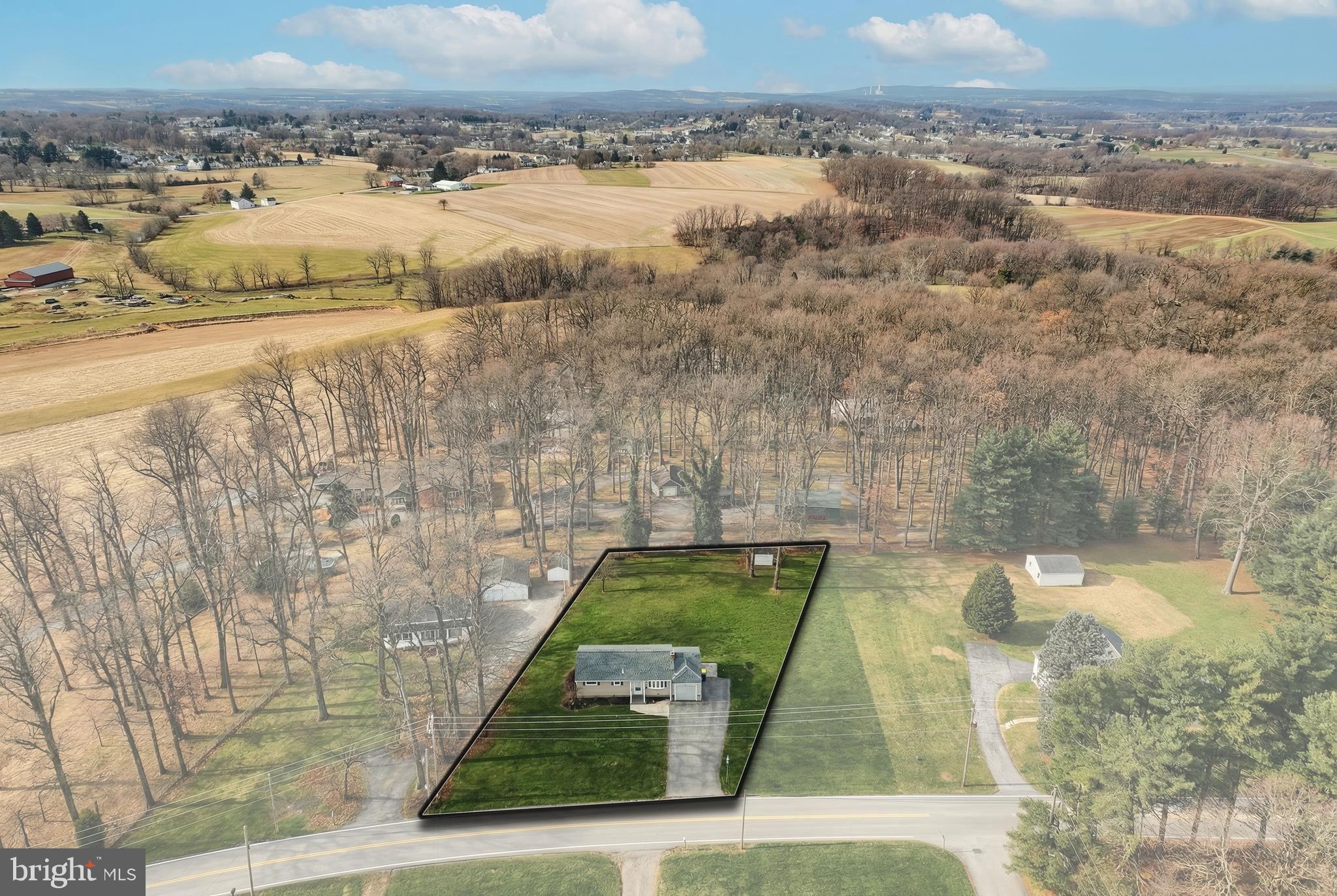 287 Chestnut Hill Road York, PA 17402 - Photo 32 of 36 a view of swimming pool with a yard