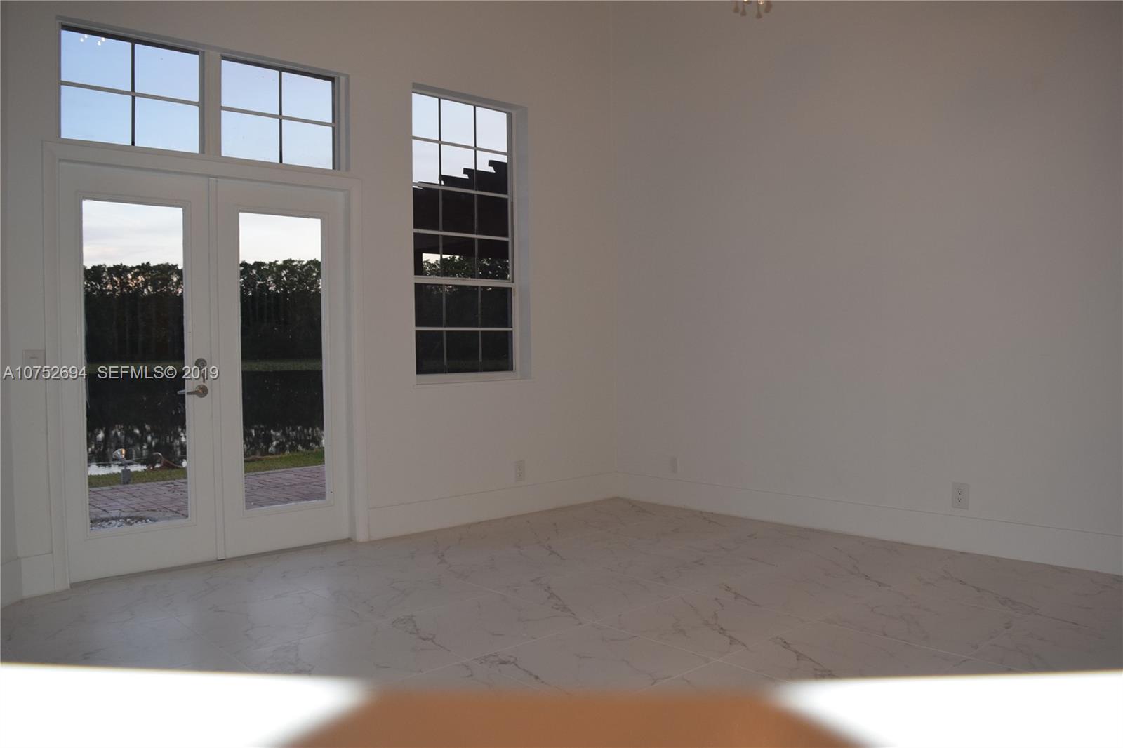 1390 Seabay Road Weston, FL 33326 - Photo 8 of 26 Gallery Image 8