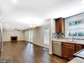 5708 Heming Avenue Springfield, VA 22151 - Photo 7 of 29