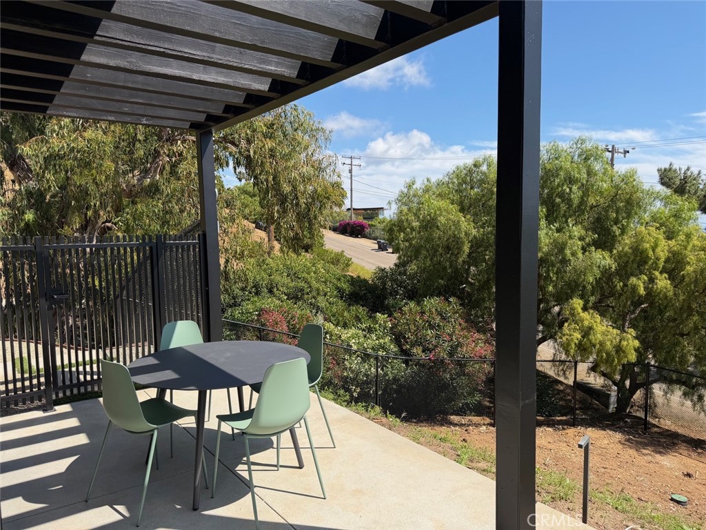 33201 Cuthbert Road Malibu, CA 90265 - Photo 25 of 36