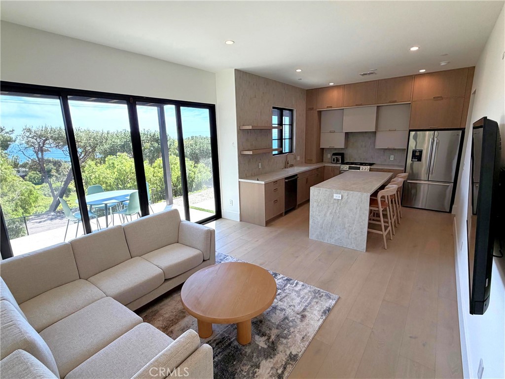 33201 Cuthbert Road Malibu, CA 90265 - Photo 4 of 36