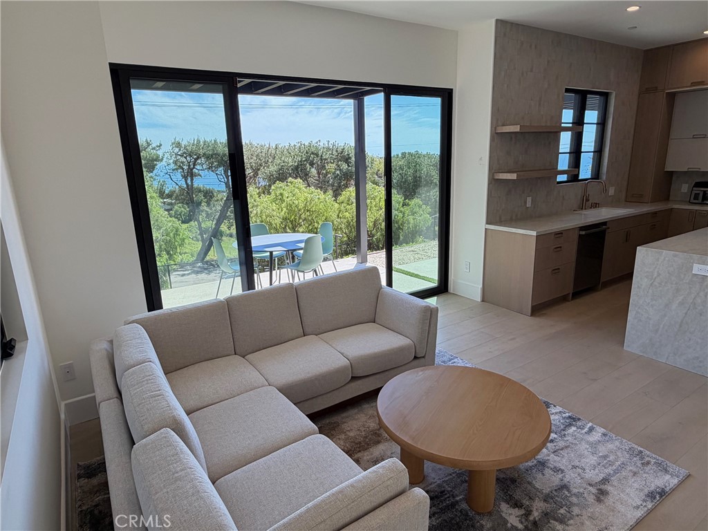 33201 Cuthbert Road Malibu, CA 90265 - Photo 5 of 36