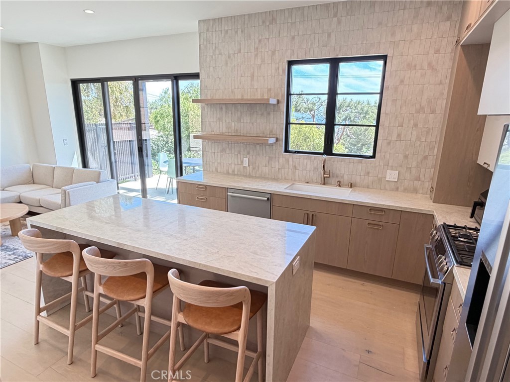 33201 Cuthbert Road Malibu, CA 90265 - Photo 8 of 36