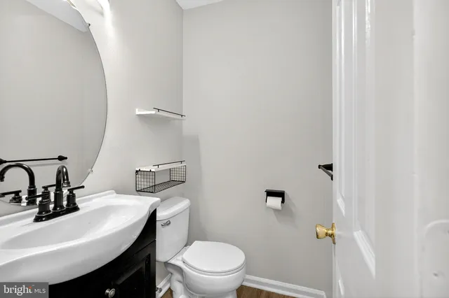 $419,900 | 221 Romeo Drive, New Castle, DE 19720