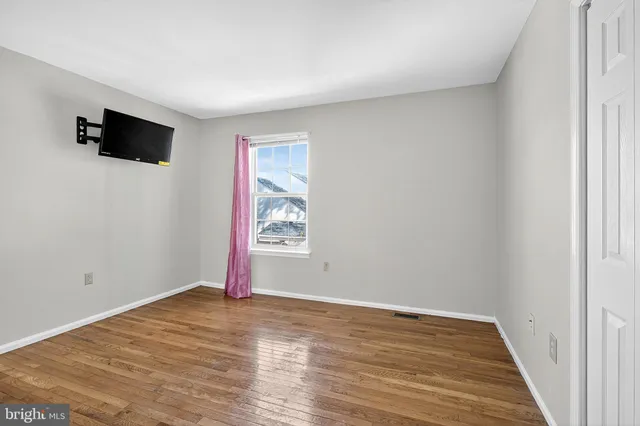 $419,900 | 221 Romeo Drive, New Castle, DE 19720