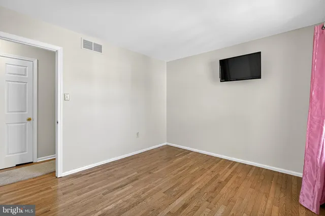 $419,900 | 221 Romeo Drive, New Castle, DE 19720