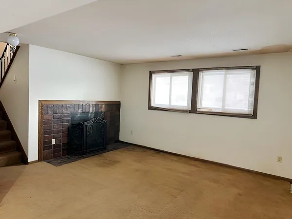 $139,900 | 6116 64th Avenue North, Brooklyn Park, MN 55429