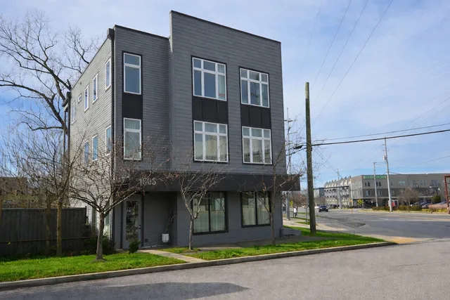 $1,700 | 1505 54th Avenue North, Unit 301, Nashville, TN 37209