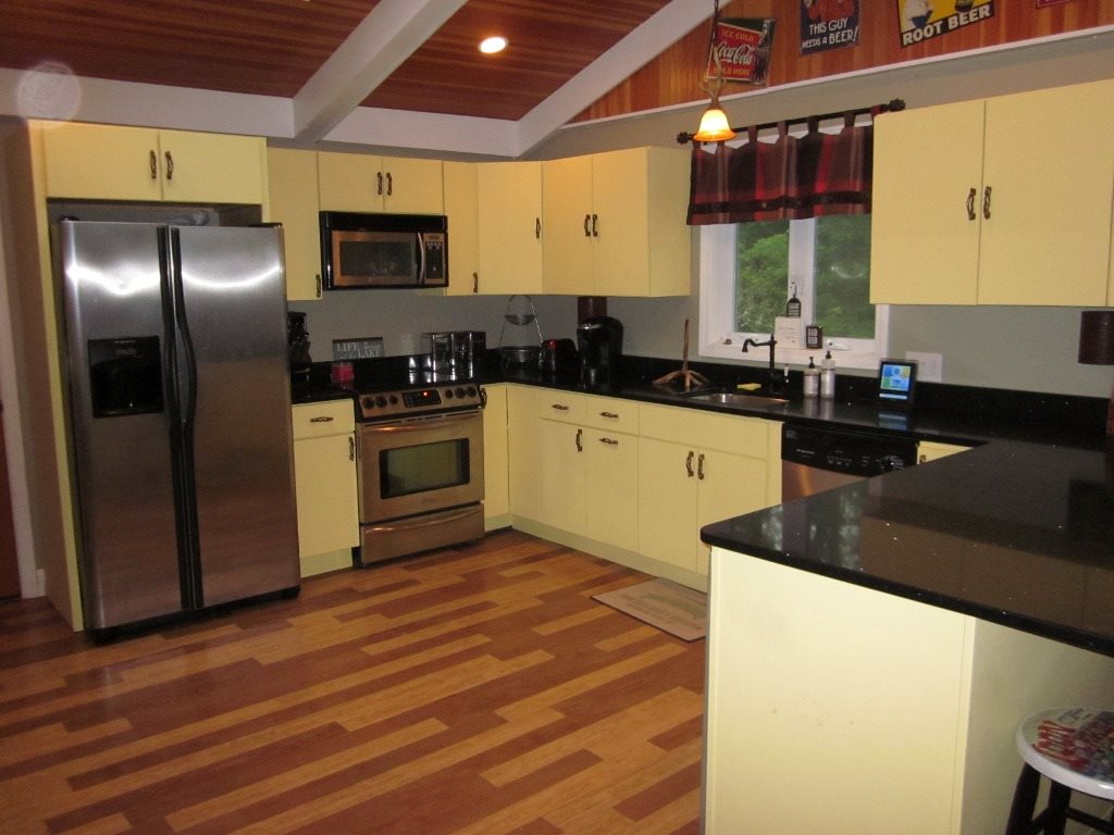11 Fortsalong Road Meredith, NH 03253 - Photo 7 of 39 Gallery Image 7