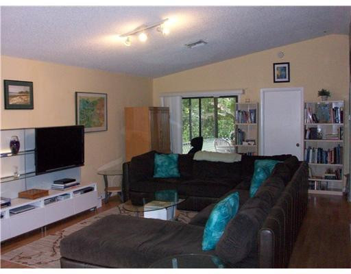 6192 Laurel Lane, Unit A Tamarac, FL 33319 - Photo 8 of 16 Living Room