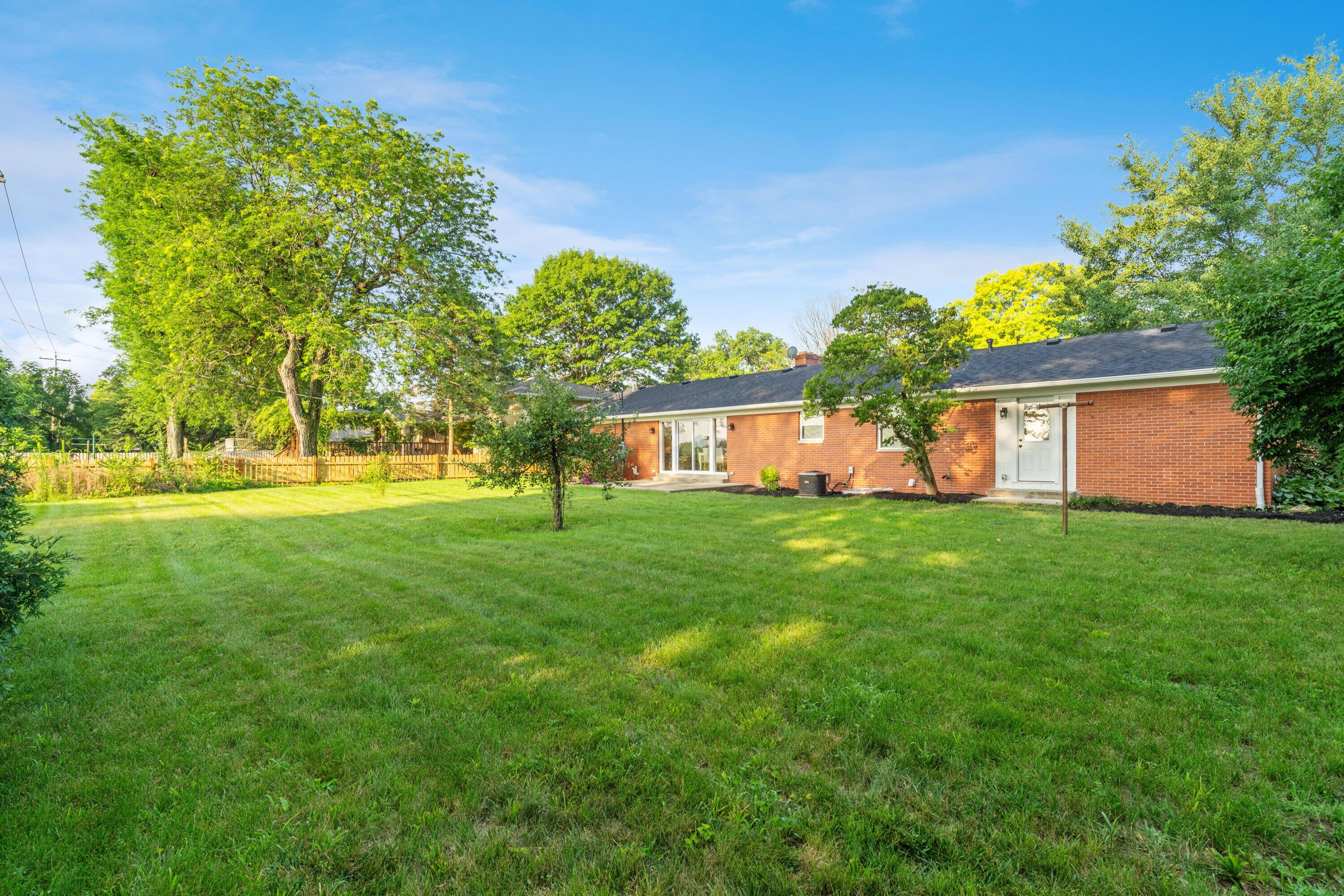 2812 North Star Road Columbus, OH 43221 - Photo 40 of 47 dsc07577