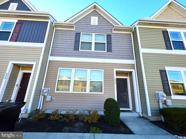 $1,950 | 426 Creekbed Circle, Salisbury, MD 21804