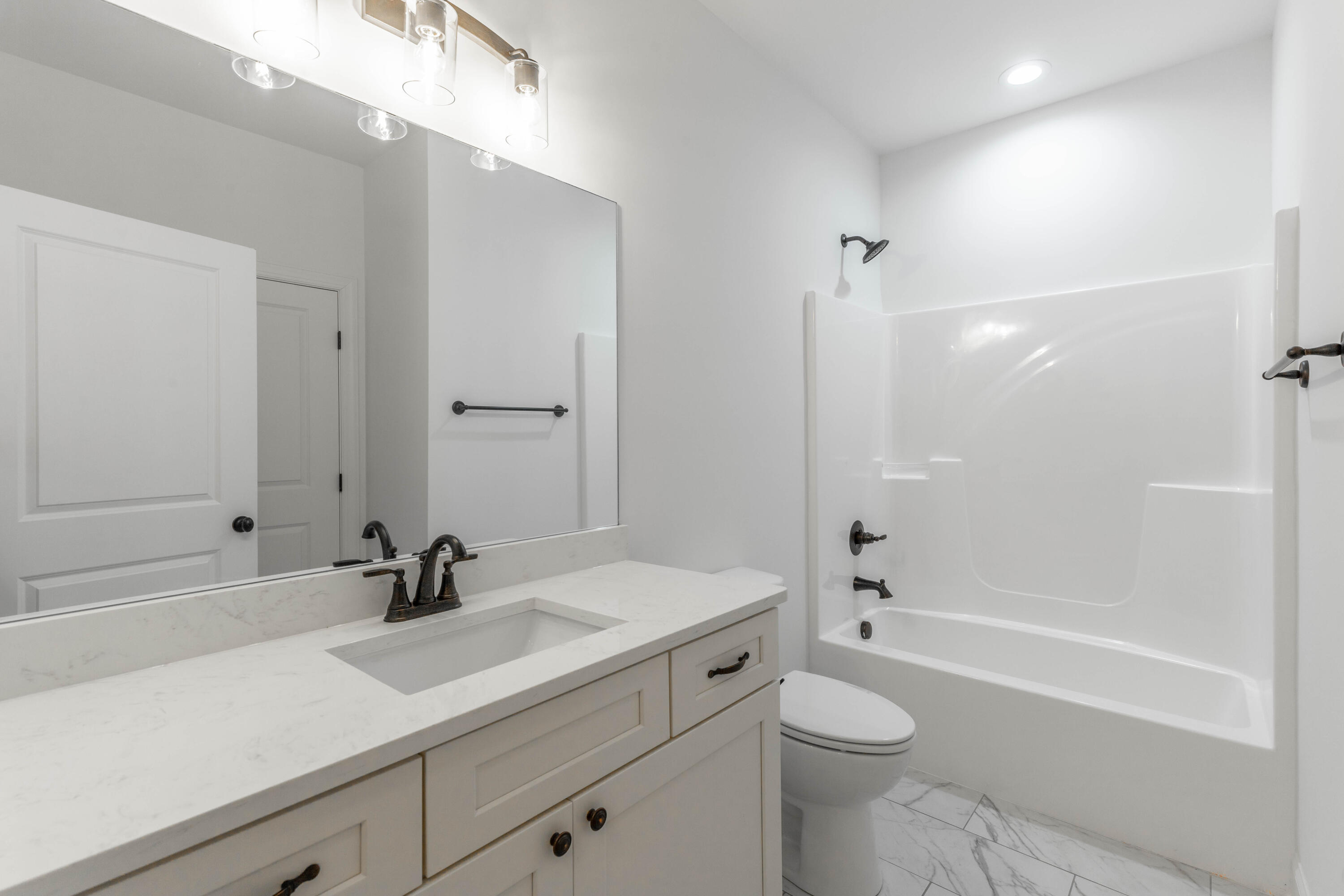 83 Stone Circle Ringgold, GA 30736 - Photo 8 of 44 172 Brown Stone Drive HD-13