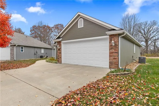$310,000 | 5416 South Downey Court, Independence, MO 64055