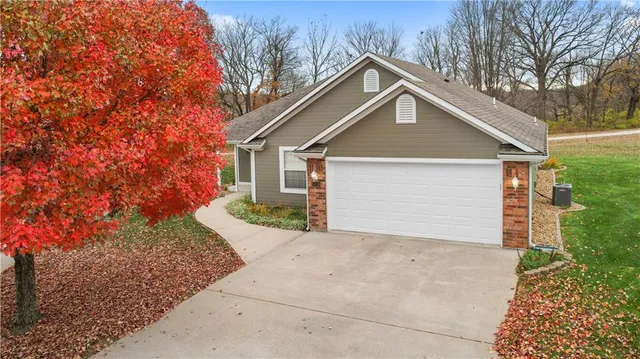 $310,000 | 5416 South Downey Court, Independence, MO 64055